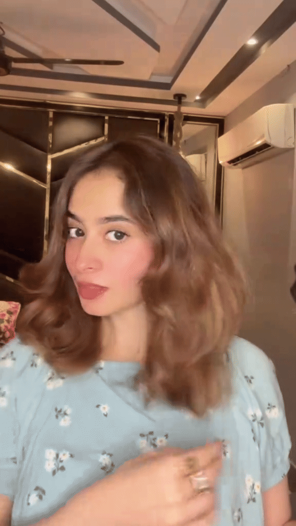 Heated Volume Brush for Effortless Curls™